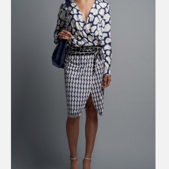DVF Blue, Black, White Long Sleeve Silk Wrap Dress 2
